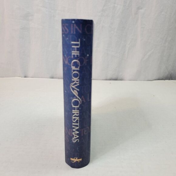 The Glory of Christmas by Charles Swindoll and Max‎ Lucado Gift Set - Picture 2 of 11